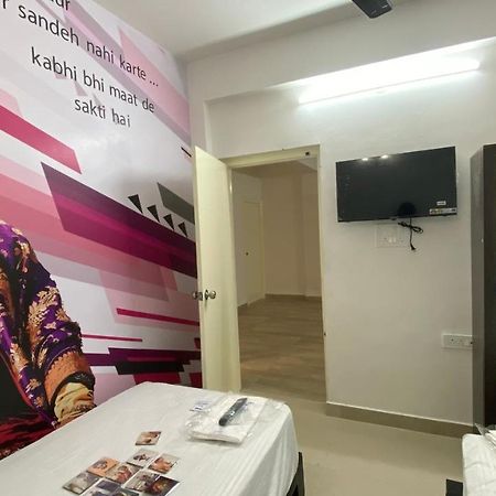 C Suites - Royal Homes II Short & Long Stays Bangalore Ngoại thất bức ảnh